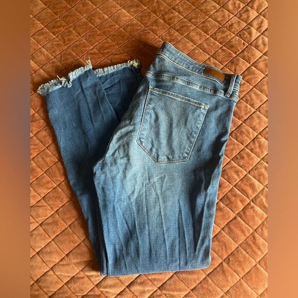 Abercrombie & Fitch Denim - Abercrombie & Fitch Mid rise super skinny ankle medium wash distressed jeans
